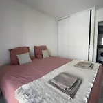 Apppartement Avec Terrasse - 2 A 4 Personnes